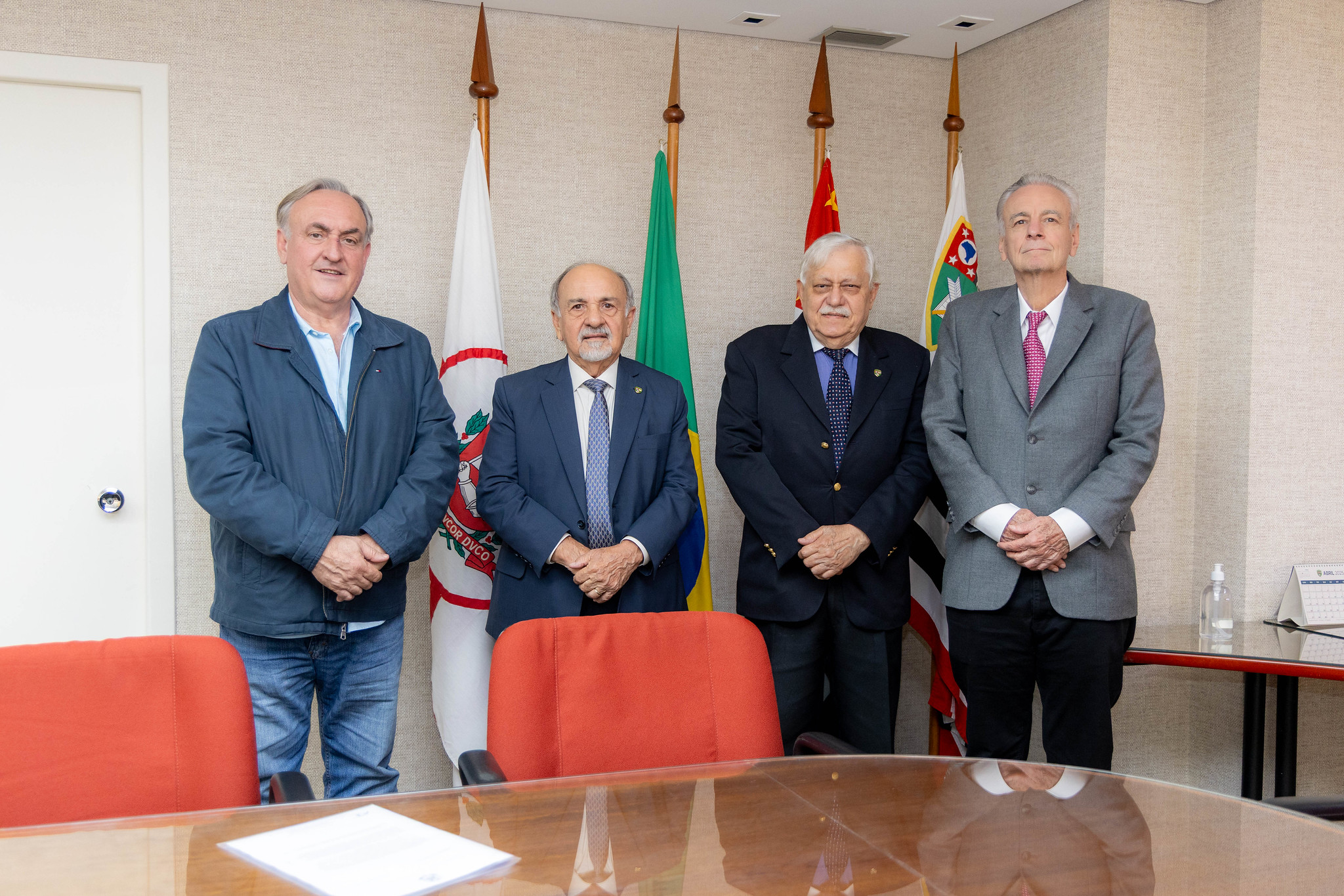 0731 Imagem interna visita prefeito Socorro e presidente TCMSP 4