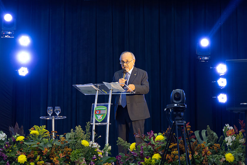 1201 Imagem interna 50 60 70 Capital Artur