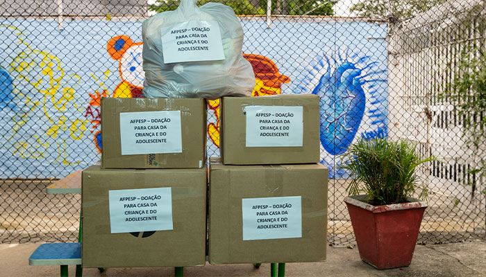 AFPESP entrega produtos de higiene e limpeza arrecadados em campanha social