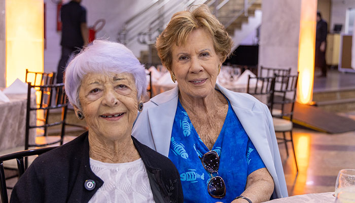 70 anos de associativismo: servidores são homenageados por décadas de fidelidade à AFPESP 