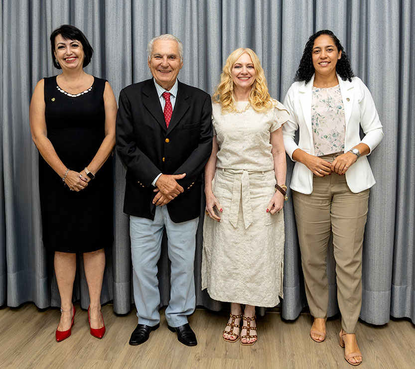 0202 Imagem interna Mesa