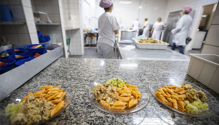 Projeto usa ciências comportamentais para reduzir desperdício de merenda