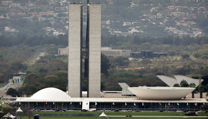 Leis que reestruturam carreira dos servidores da Câmara e do Senado são sancionadas