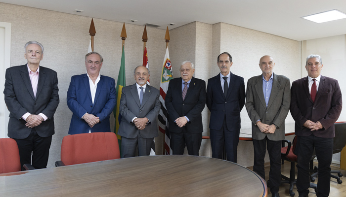 Prefeito de Socorro apresenta projeto para AFPESP ceder, em comodato, área verde de 5.800 m²