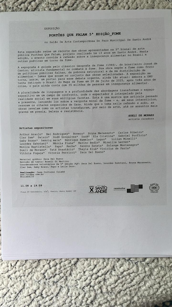 Informativo sobre a itinerância expositiva “Portões que Falam”. Foto: reprodução.