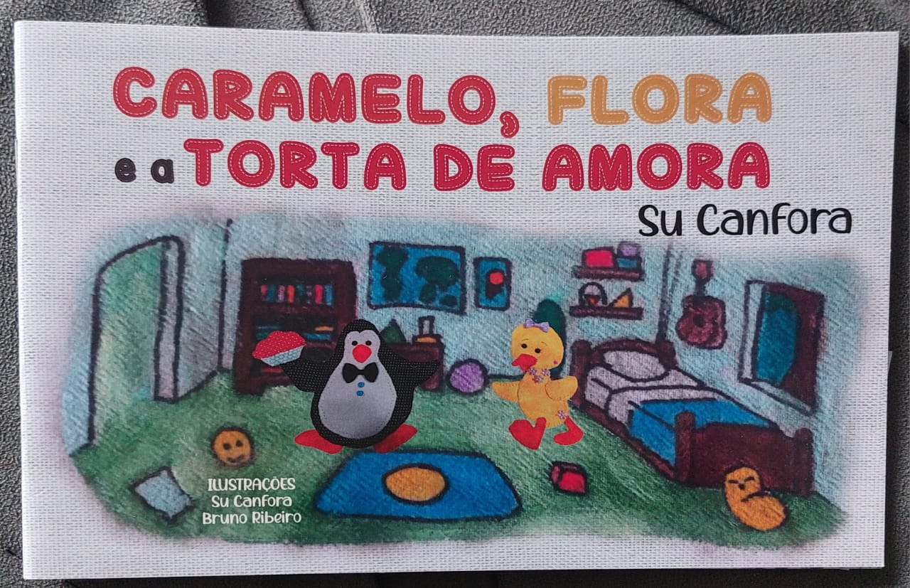 A obra “Caramelo, Flora e a Torta de Amora”. Foto: acervo pessoal