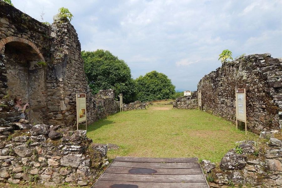 Ruínas do Abarebebê